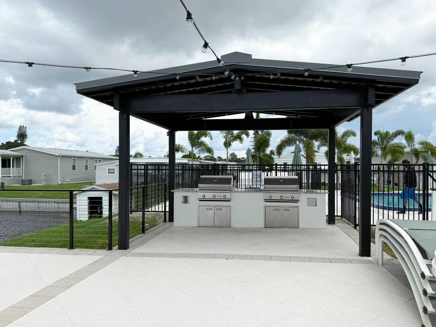 Terra Palms - Mobile Home Community