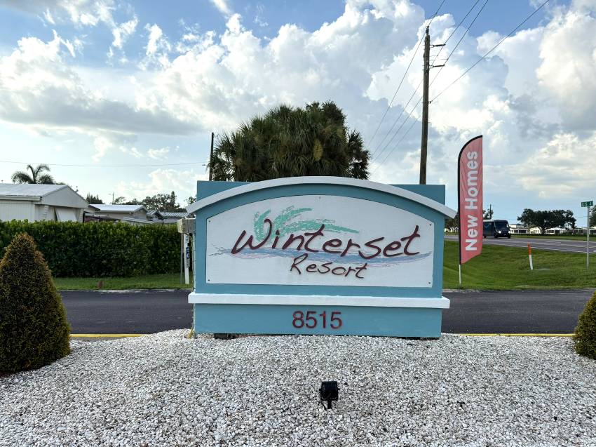 Winterset RV Resort - Mobile Home Community