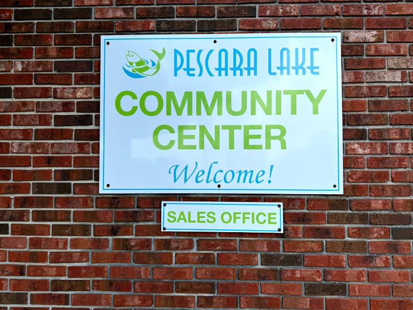 Pescara Lakes - Mobile Home Community