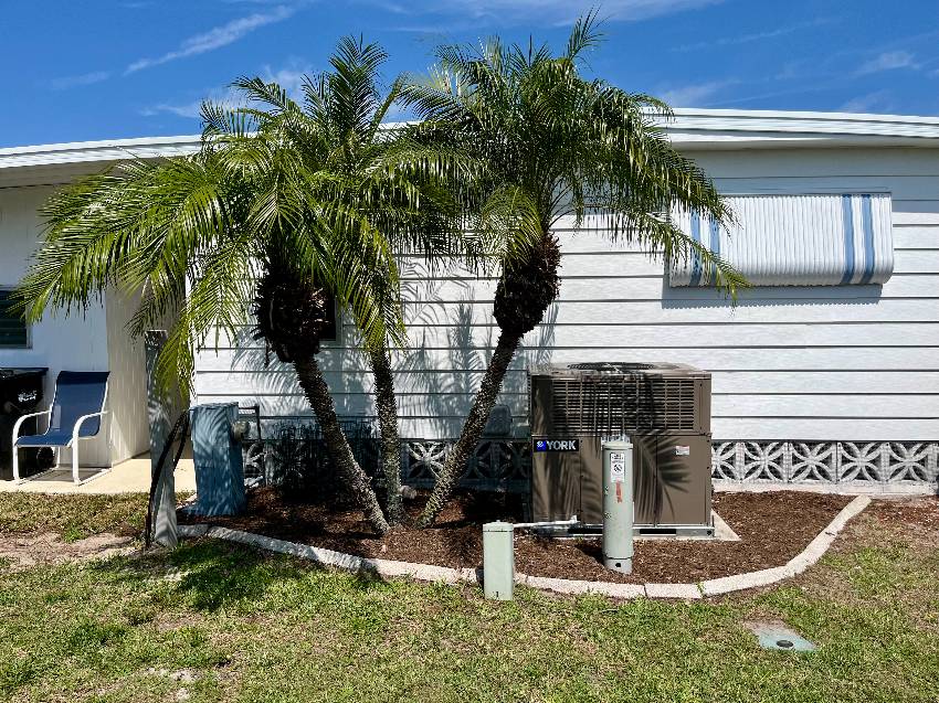 932 Trinidad a Venice, FL Mobile or Manufactured Home for Sale