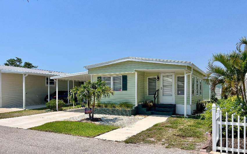 915 Bonaire a Venice, FL Mobile or Manufactured Home for Sale