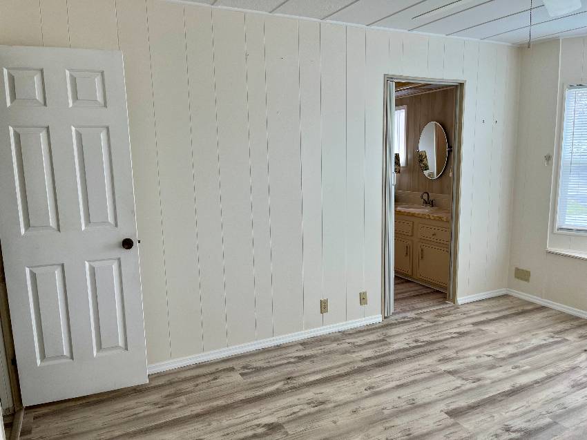 1175 Juanita Circle a Venice, FL Mobile or Manufactured Home for Sale