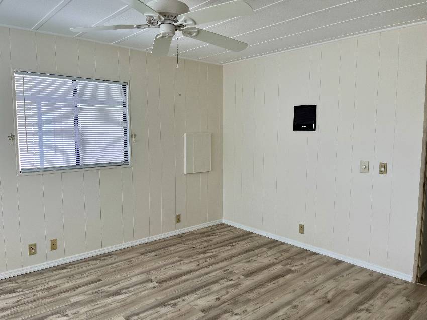 1175 Juanita Circle a Venice, FL Mobile or Manufactured Home for Sale