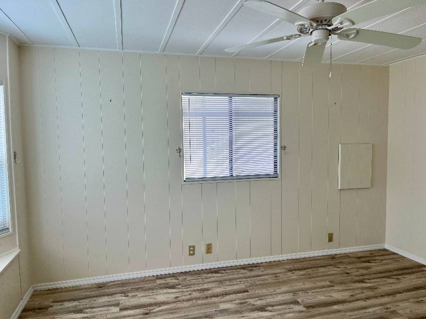 1175 Juanita Circle a Venice, FL Mobile or Manufactured Home for Sale
