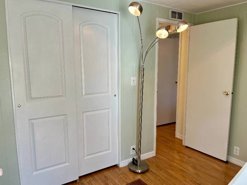 1308 S Indies Circle a Venice, FL Mobile or Manufactured Home for Sale