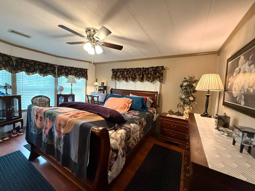 7624 Kings Drive a Ellenton, FL Mobile or Manufactured Home for Sale