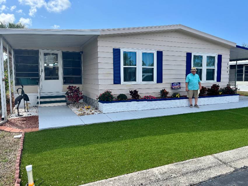 194 Guava Circle a Bradenton, FL Mobile or Manufactured Home for Sale
