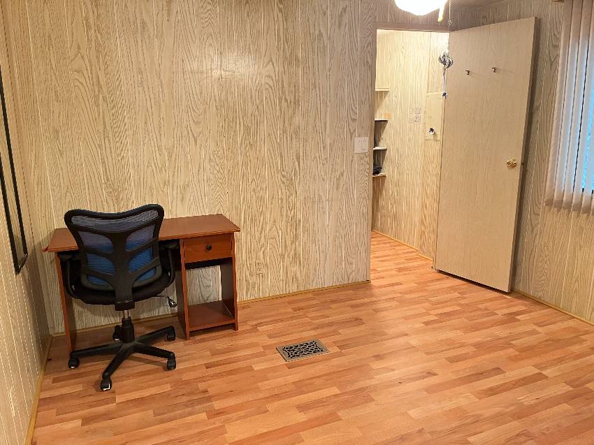7403 Queensway Drive a Ellenton, FL Mobile or Manufactured Home for Sale
