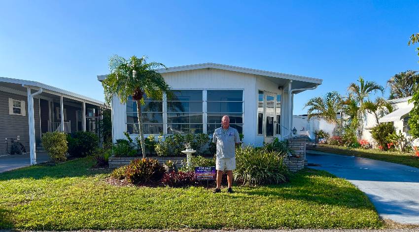 976 Trinidad a Venice, FL Mobile or Manufactured Home for Sale