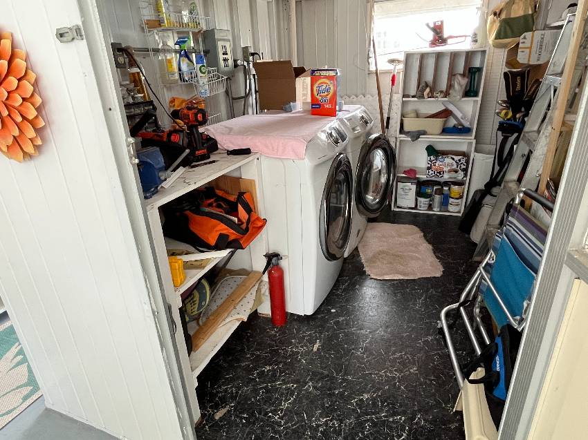 430 Cobia a Venice, FL Mobile or Manufactured Home for Sale
