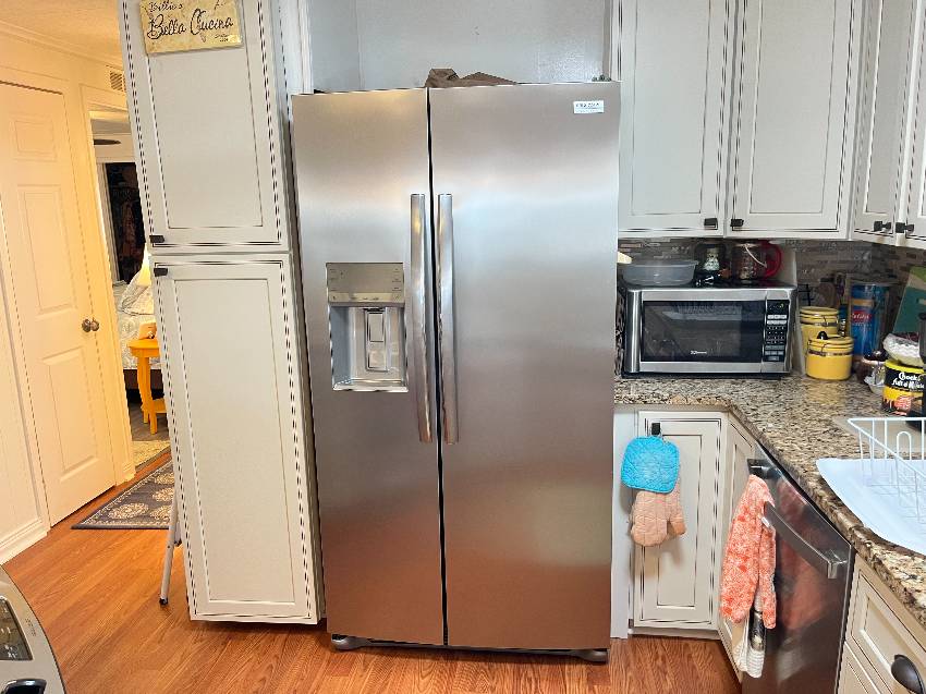 430 Cobia a Venice, FL Mobile or Manufactured Home for Sale