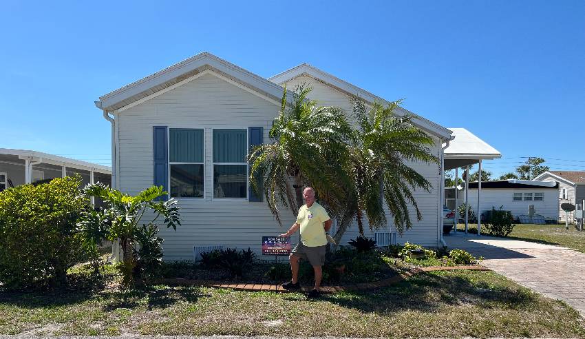 976 Bonaire a Venice, FL Mobile or Manufactured Home for Sale
