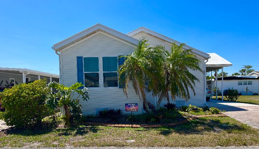 976 Bonaire a Venice, FL Mobile or Manufactured Home for Sale