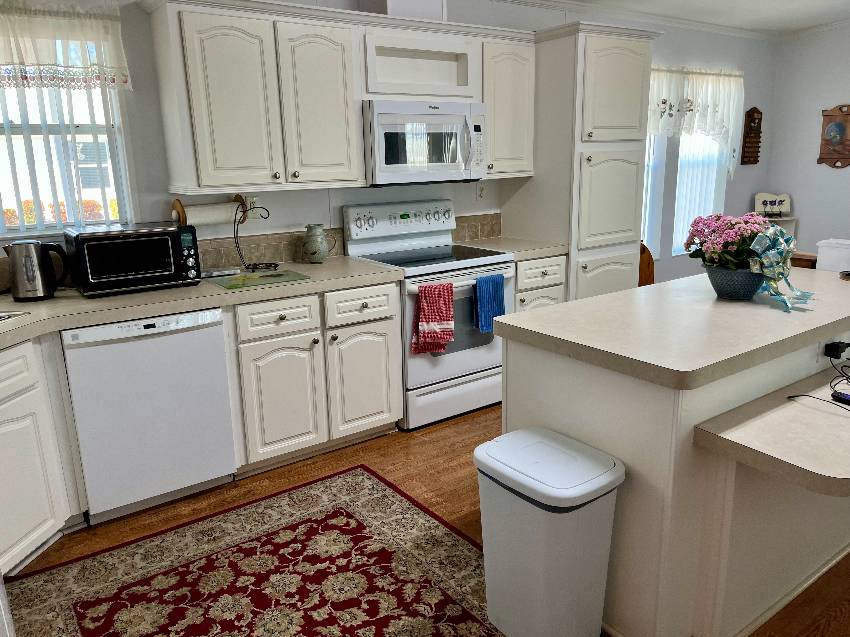 976 Bonaire a Venice, FL Mobile or Manufactured Home for Sale