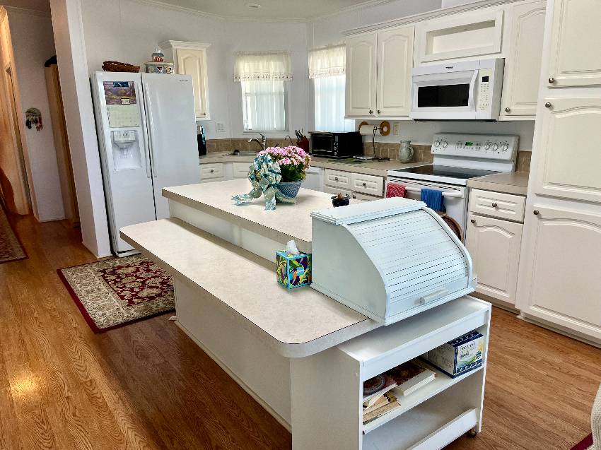 976 Bonaire a Venice, FL Mobile or Manufactured Home for Sale