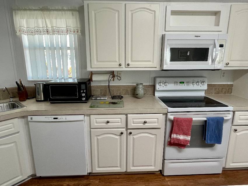 976 Bonaire a Venice, FL Mobile or Manufactured Home for Sale