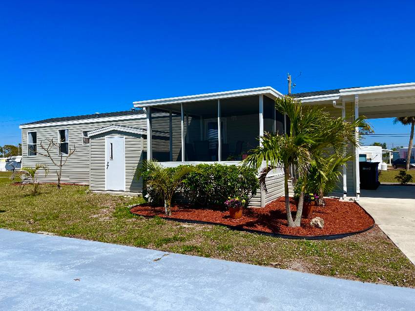 999 Bonaire a Venice, FL Mobile or Manufactured Home for Sale