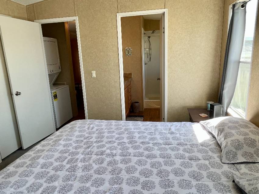 999 Bonaire a Venice, FL Mobile or Manufactured Home for Sale