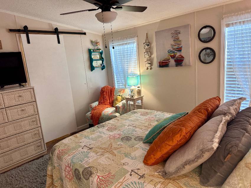 4308 Buena Vista Drive North a Ellenton, FL Mobile or Manufactured Home for Sale