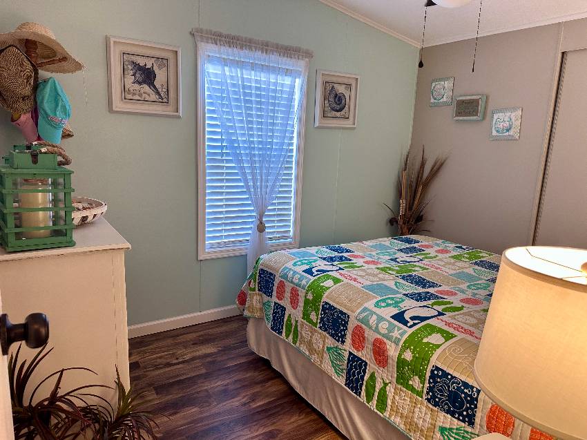4308 Buena Vista Drive North a Ellenton, FL Mobile or Manufactured Home for Sale