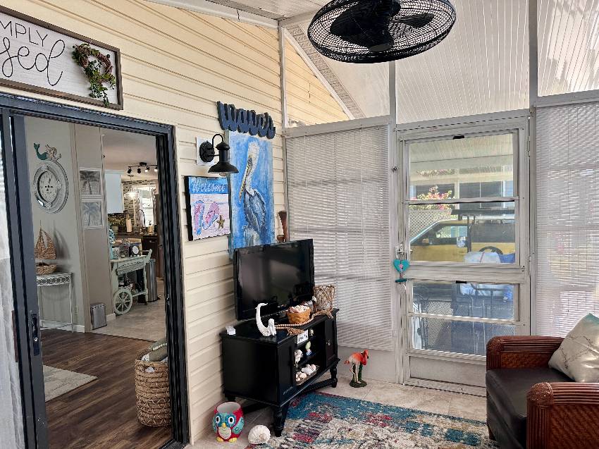 4308 Buena Vista Drive North a Ellenton, FL Mobile or Manufactured Home for Sale