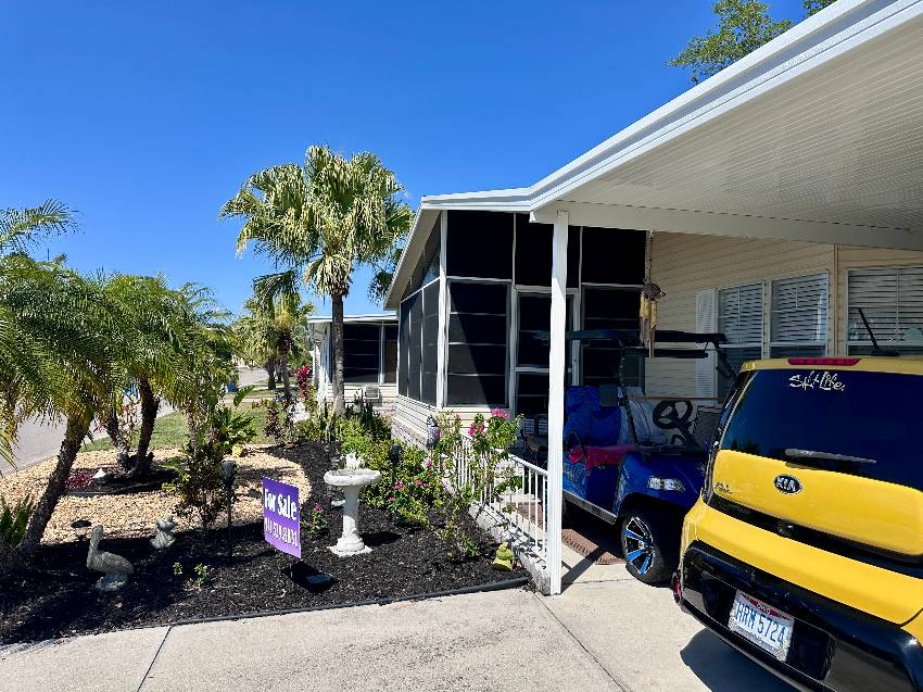 4308 Buena Vista Drive North a Ellenton, FL Mobile or Manufactured Home for Sale