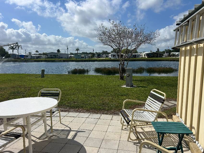 21 Imperial Ave a Palmetto, FL Mobile or Manufactured Home for Sale