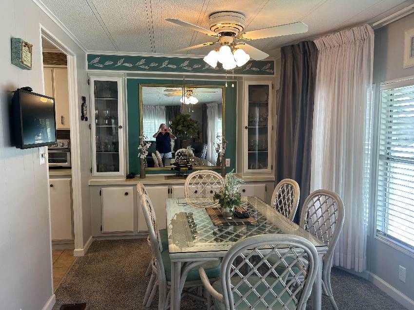 21 Imperial Ave a Palmetto, FL Mobile or Manufactured Home for Sale
