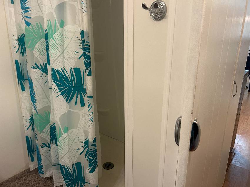40 Imperial Ave a Palmetto, FL Mobile or Manufactured Home for Sale