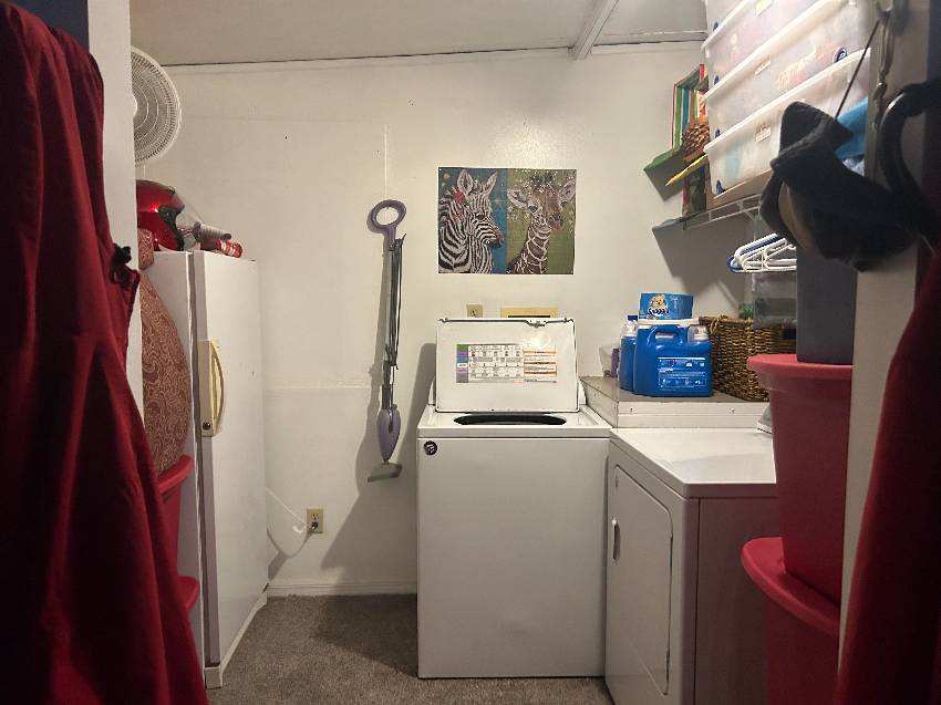 40 Imperial Ave a Palmetto, FL Mobile or Manufactured Home for Sale