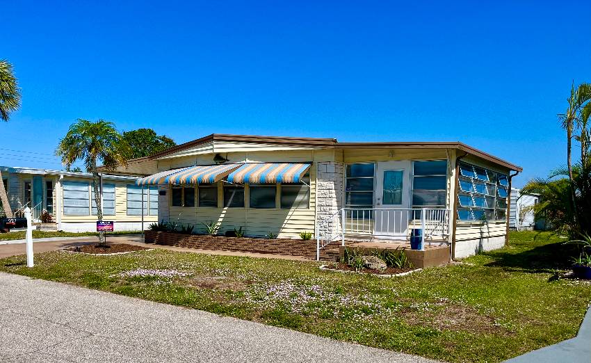 927 Xanadu a Venice, FL Mobile or Manufactured Home for Sale