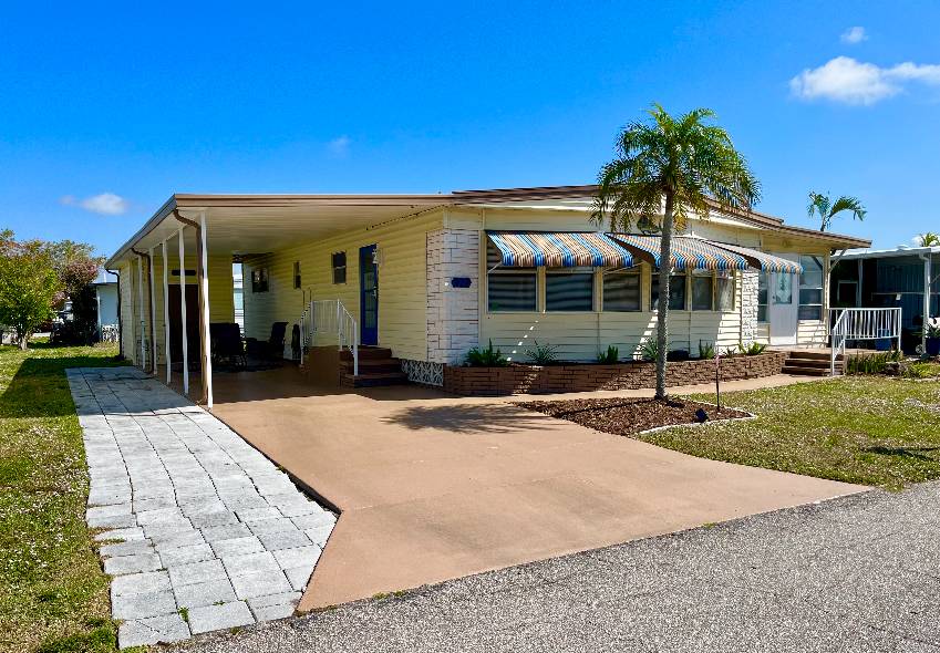 927 Xanadu a Venice, FL Mobile or Manufactured Home for Sale