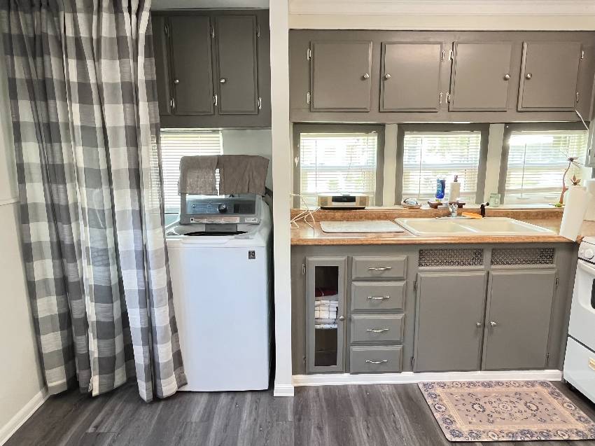 1300 N River Rd Lot W109 a Venice, FL Mobile or Manufactured Home for Sale