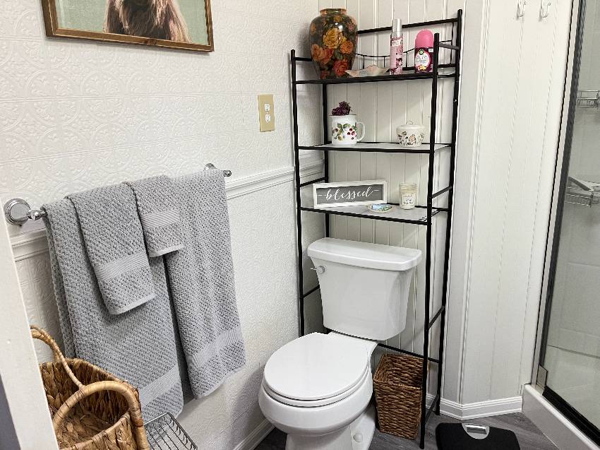 1300 N River Rd Lot W109 a Venice, FL Mobile or Manufactured Home for Sale