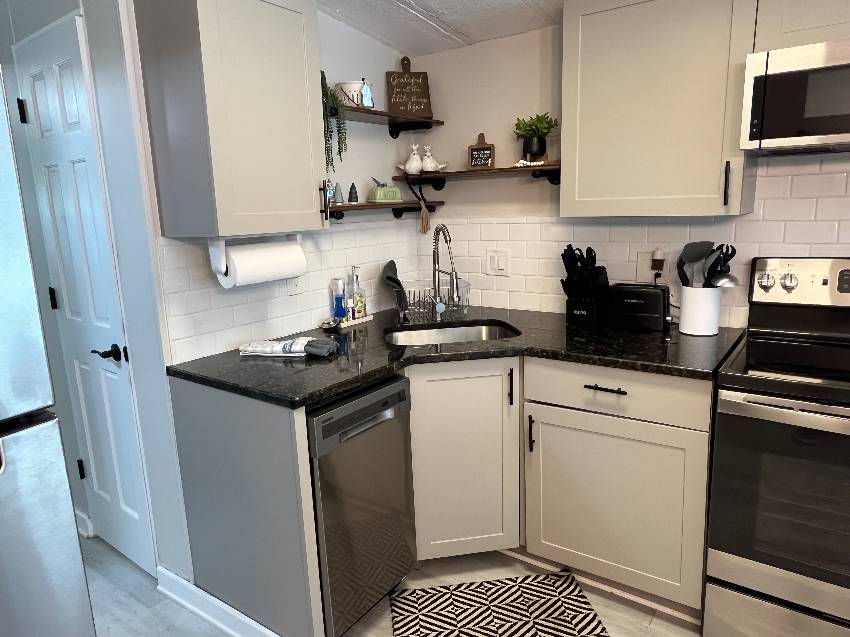 1300 N River Rd Lot C107 a Venice, FL Mobile or Manufactured Home for Sale