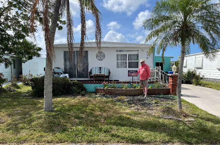 918 Windemere a Venice, FL Mobile or Manufactured Home for Sale