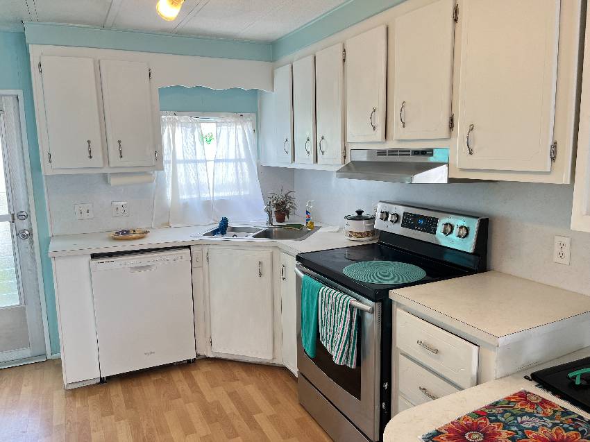 918 Windemere a Venice, FL Mobile or Manufactured Home for Sale