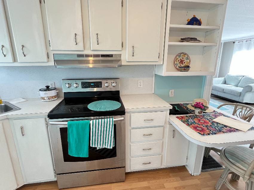 918 Windemere a Venice, FL Mobile or Manufactured Home for Sale