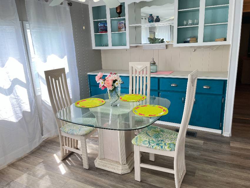 918 Windemere a Venice, FL Mobile or Manufactured Home for Sale