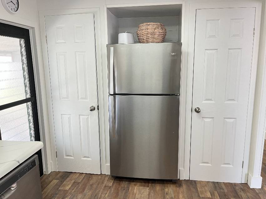 937 Ybor a Venice, FL Mobile or Manufactured Home for Sale
