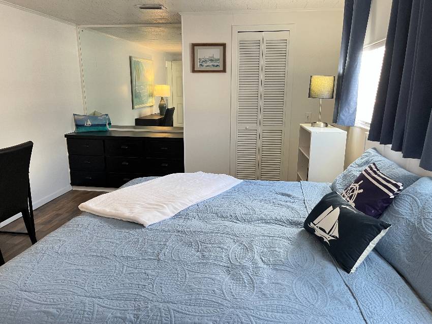 937 Ybor a Venice, FL Mobile or Manufactured Home for Sale