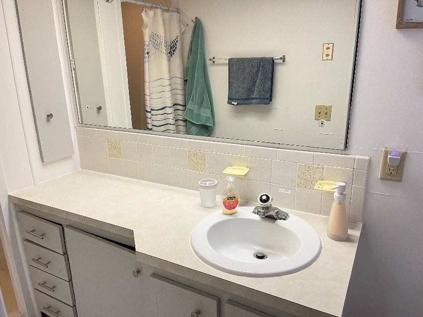 994 Eleuthera a Venice, FL Mobile or Manufactured Home for Sale