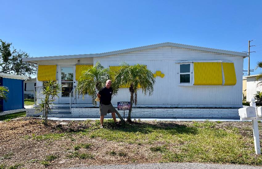 906 Orinoco a Venice, FL Mobile or Manufactured Home for Sale