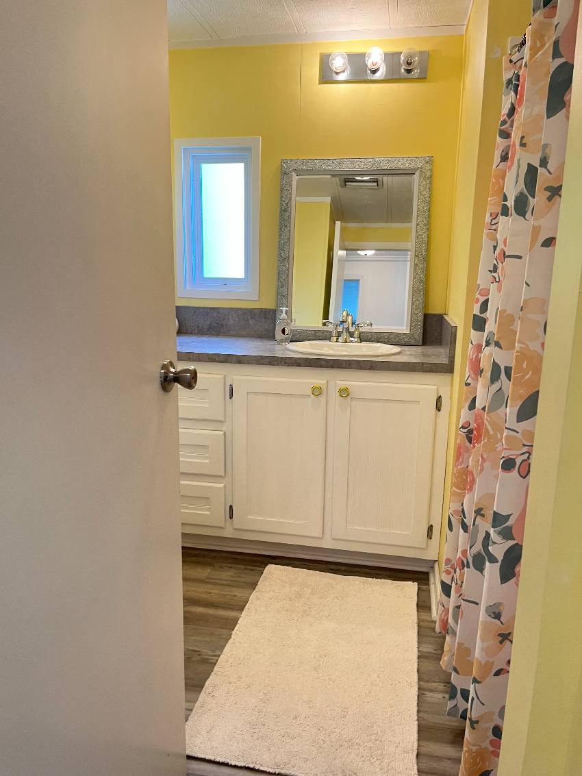 906 Orinoco a Venice, FL Mobile or Manufactured Home for Sale