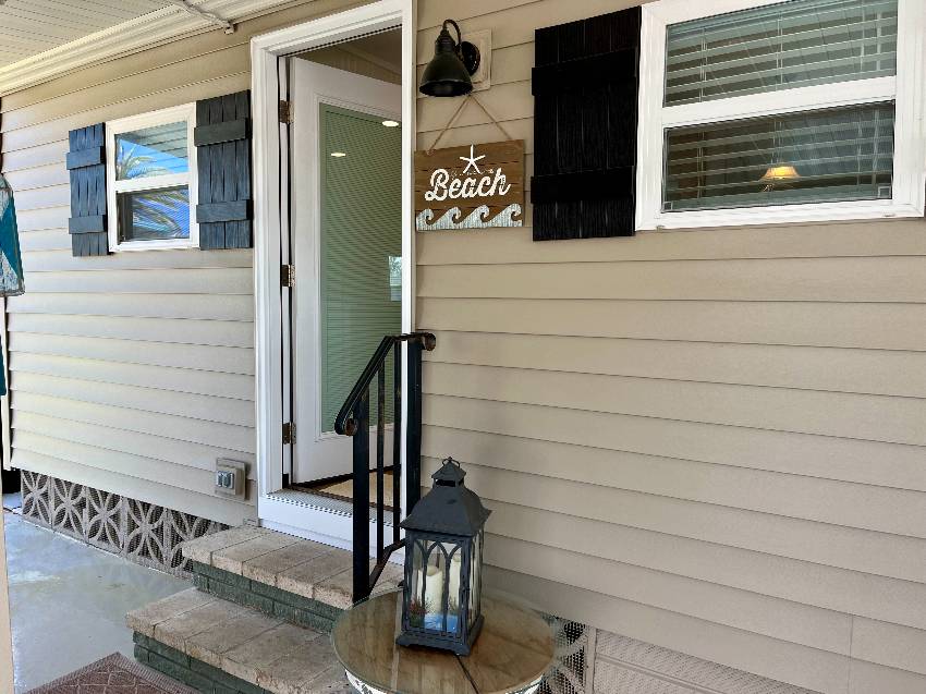 905 Questa a Venice, FL Mobile or Manufactured Home for Sale