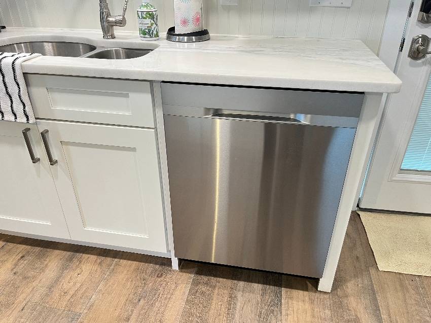 905 Questa a Venice, FL Mobile or Manufactured Home for Sale