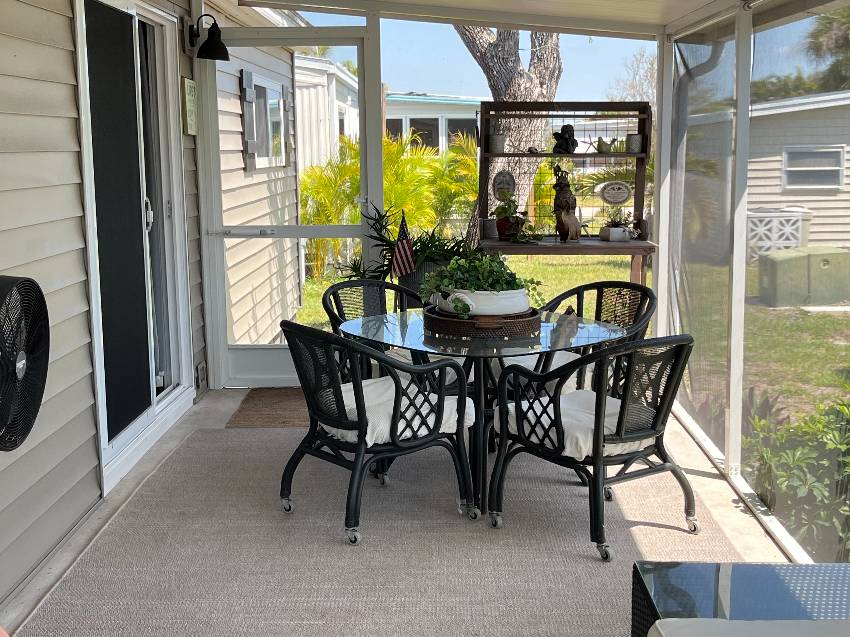 905 Questa a Venice, FL Mobile or Manufactured Home for Sale