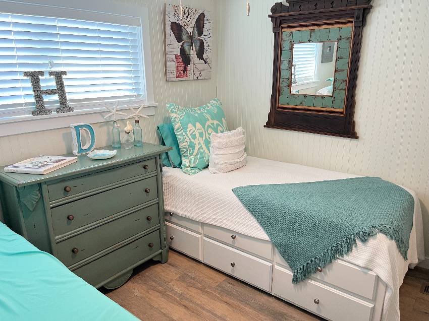 905 Questa a Venice, FL Mobile or Manufactured Home for Sale
