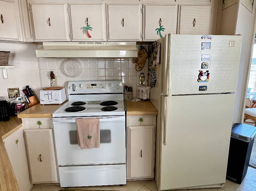 985 Orinoco a Venice, FL Mobile or Manufactured Home for Sale
