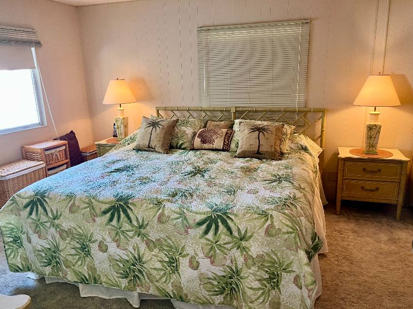 985 Orinoco a Venice, FL Mobile or Manufactured Home for Sale